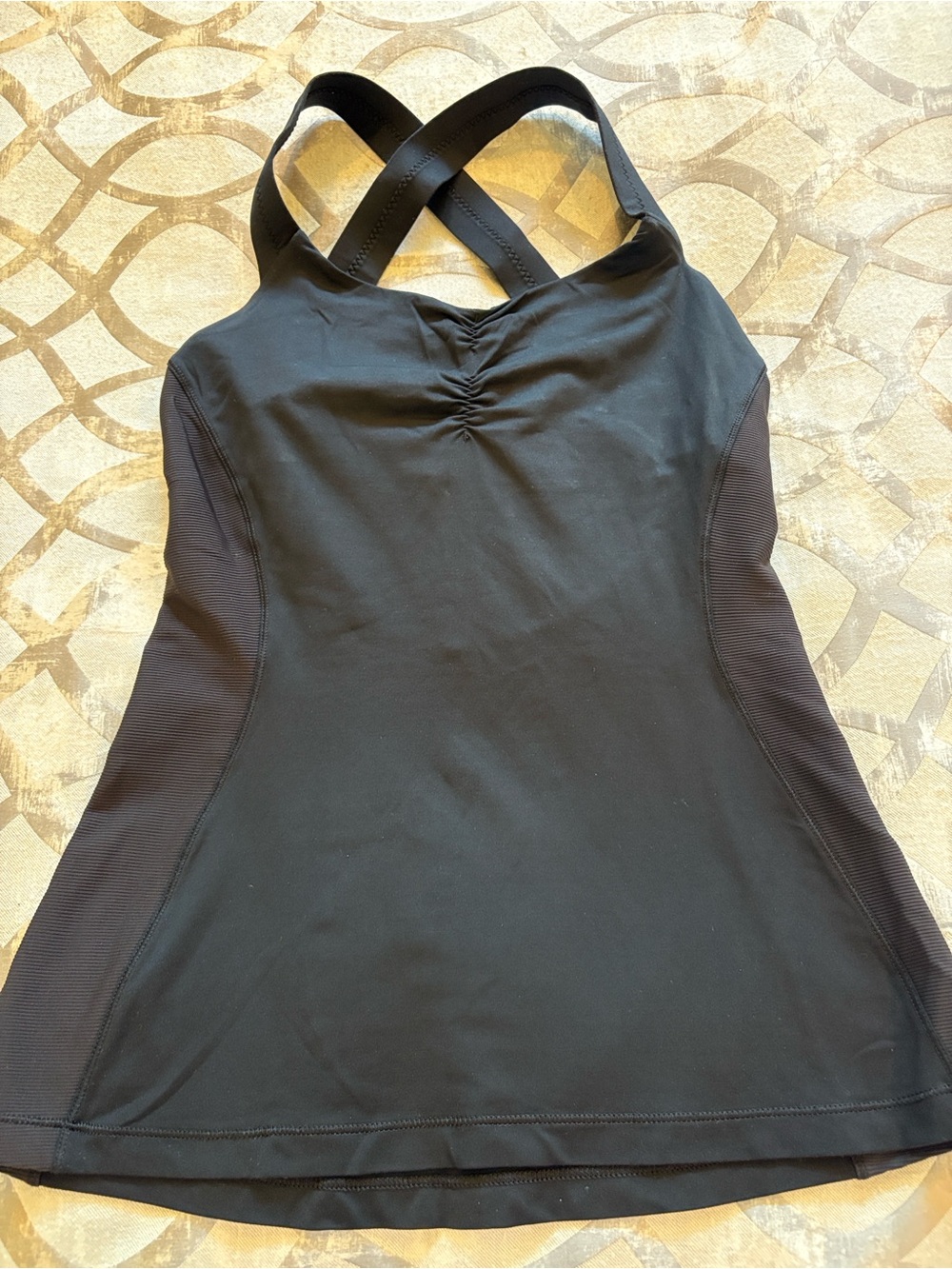 lululemon athletica Black Cross-Back Ruched Tank Size S
